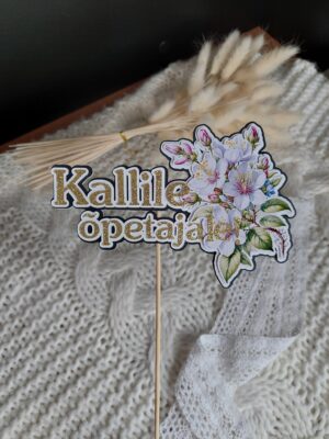 Mitmekihiline lilletopper "Õpetajate päevaks"