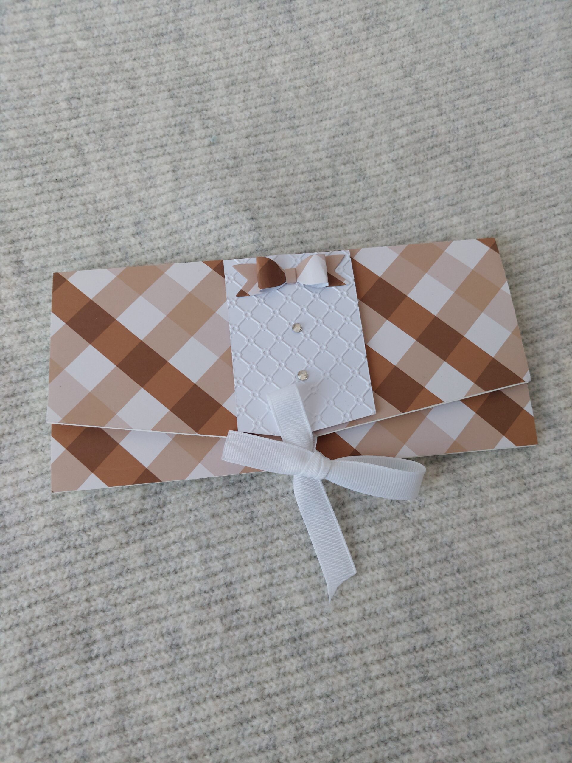 Õnnitluskaart "Lips 2"