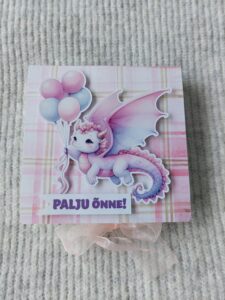 Käsitöökaart kinder šokolaadiga "Draakonibeebi"