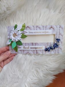Õnnitluskaart "Sinu esimene miljon" mustikad.